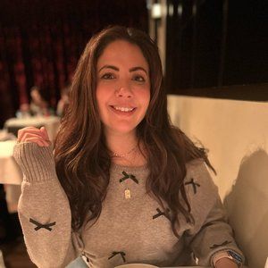 Meet your Posher, Laura